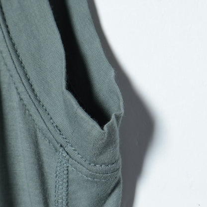 Primary NavyLabel:コットンノースリーブブルオーバー