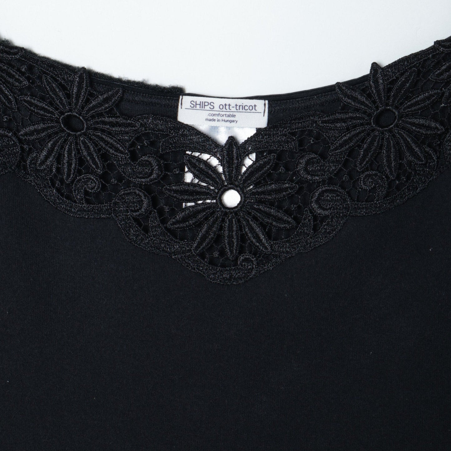 OTT.T:SHIPS ORGANIC LACE CAMI
