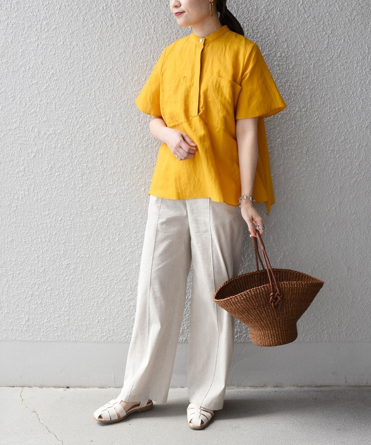 〈手洗い可能〉ウエストゴム麻混ピンタックパンツ