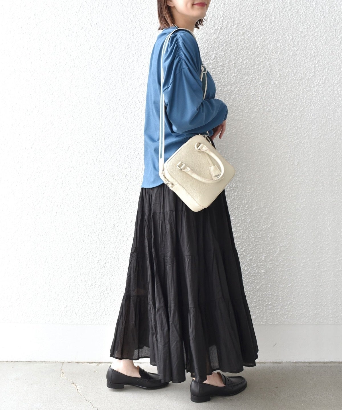 〈洗濯機可能〉ショルダー ギャザー ラウンド へム ロング スリーブ TEE