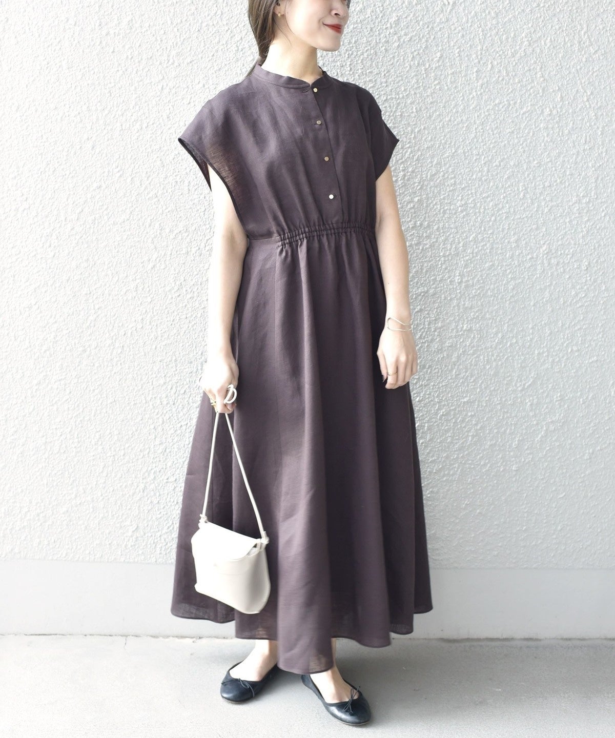 〈手洗い可能〉テレデランカットオフカラーワンピース