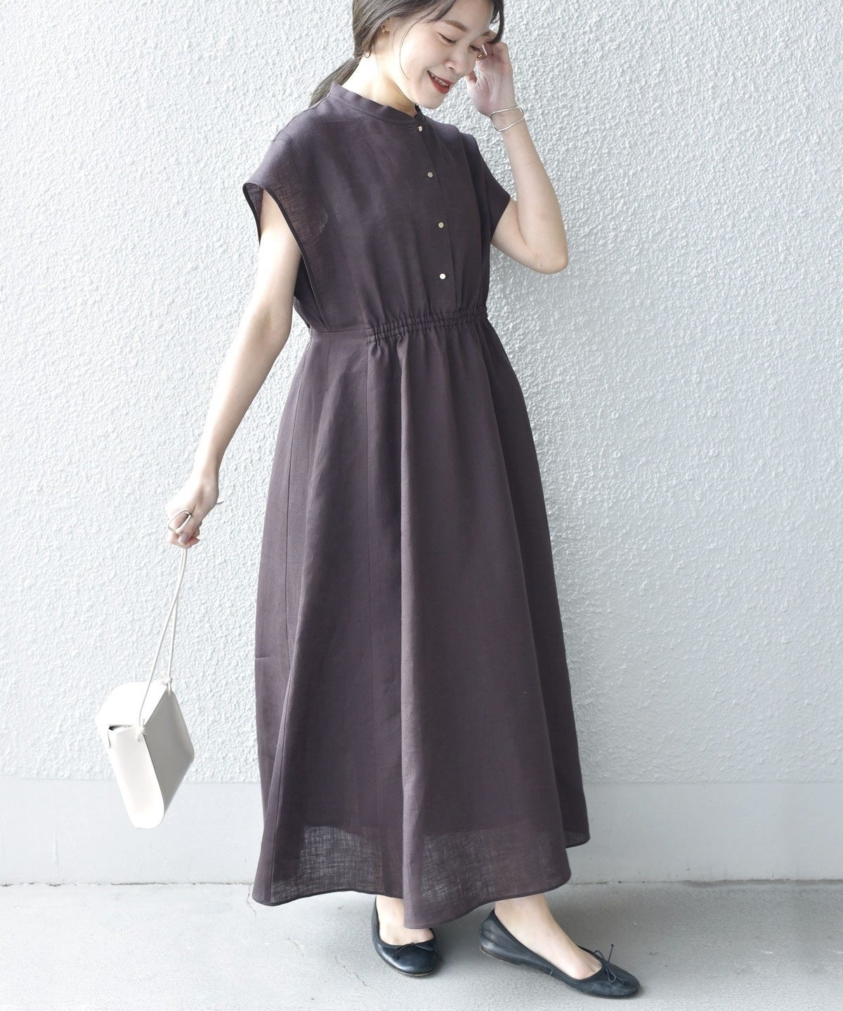 〈手洗い可能〉テレデランカットオフカラーワンピース