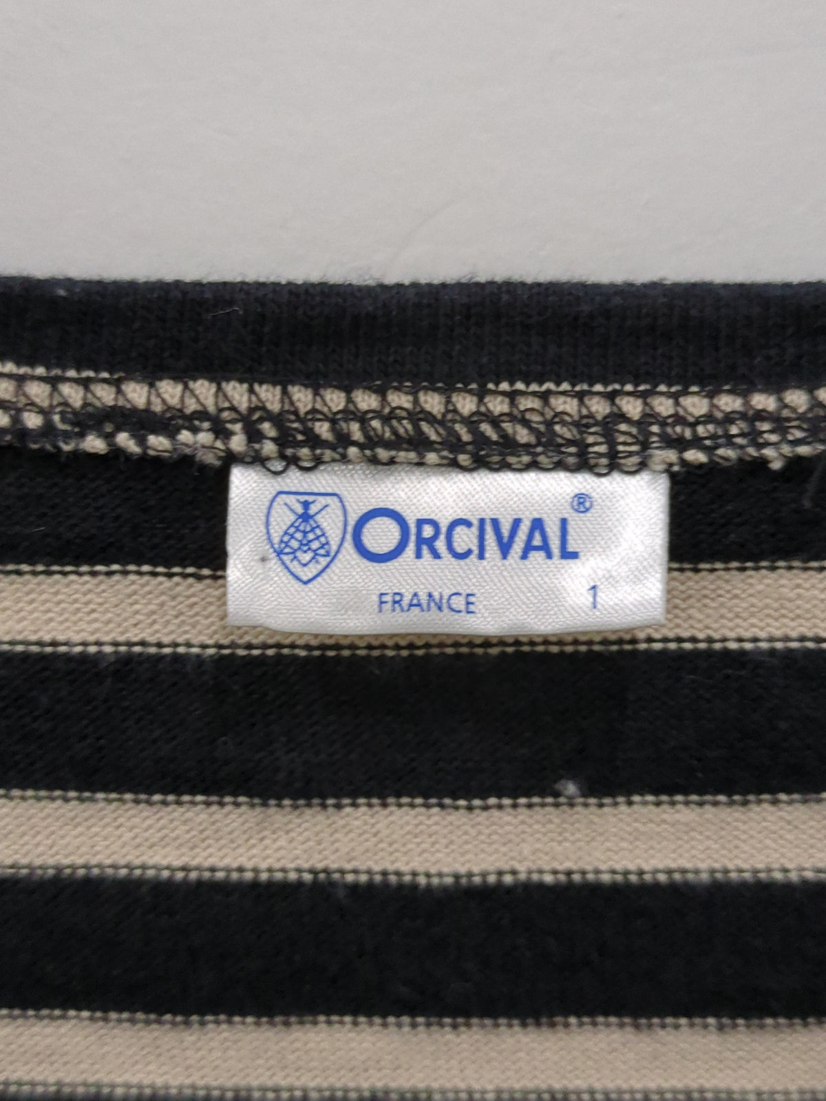 ORCIVAL:Vネックボーダーバスクシャツ