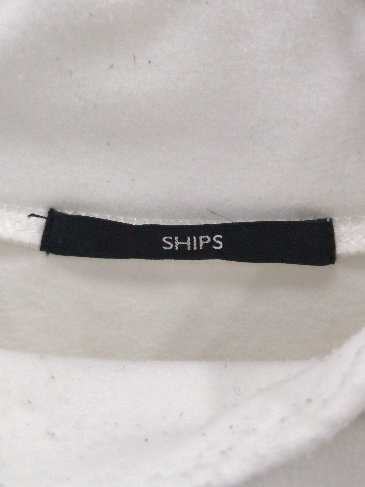 SHIPS: 吸湿発熱 スムース ハイネック プルオーバー