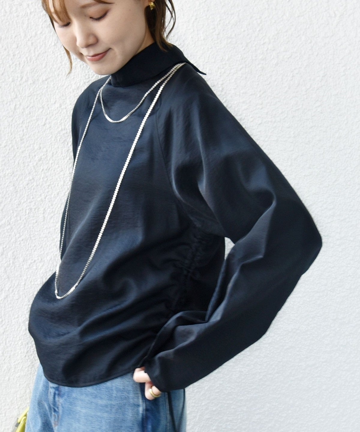 【WEB限定】〈洗濯機可能〉シアー ハイネック 2WAY ブラウス