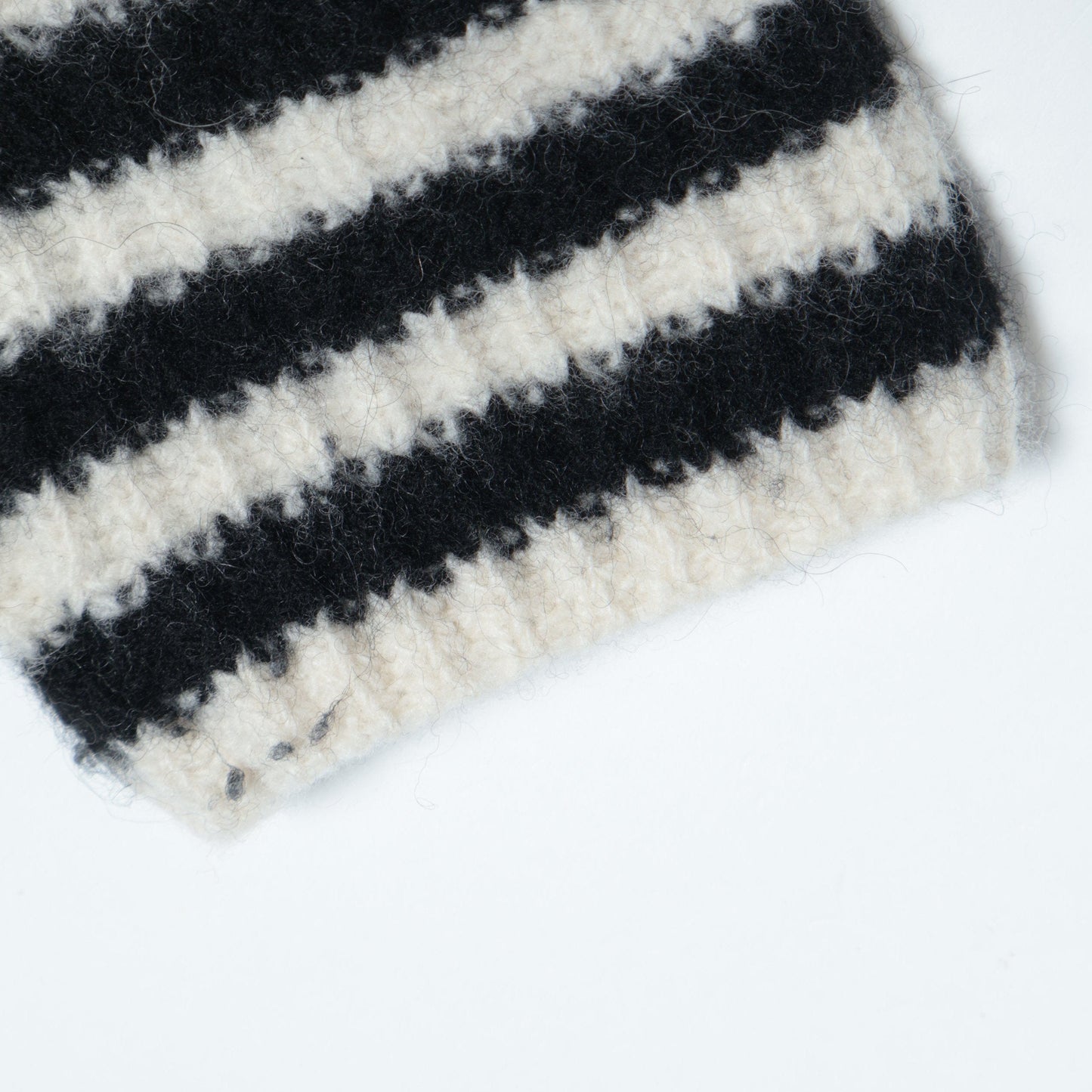 SHIPS any: カシミヤ ミックス ラグラン ハイネック プルオーバー