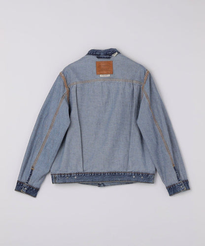 Levi’s: TYPE 2 TRUCKER