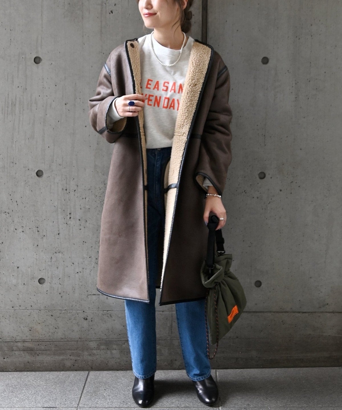 SHIPS any: フェイクムートン ノーカラー ロングコート