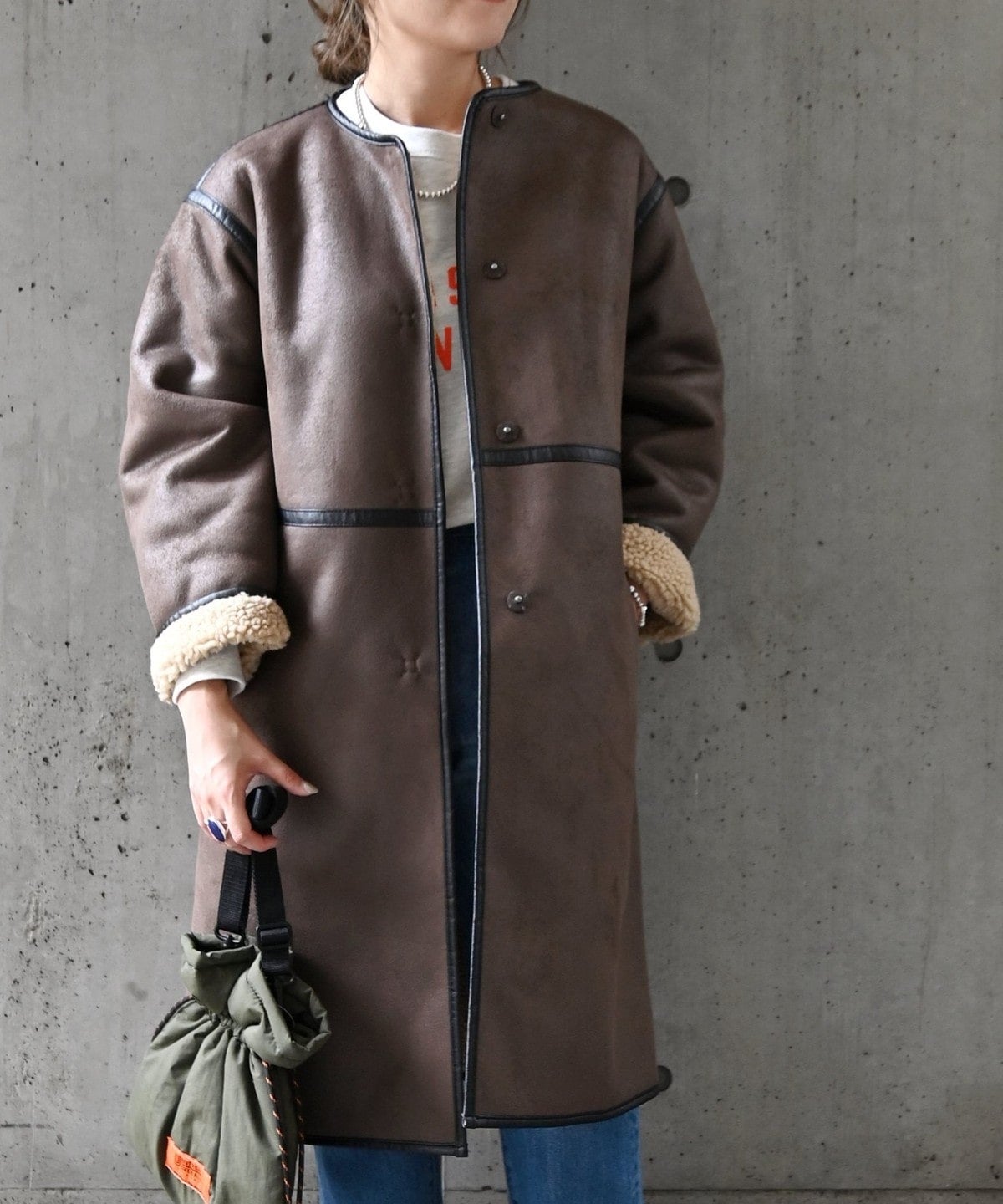 SHIPS any: フェイクムートン ノーカラー ロングコート