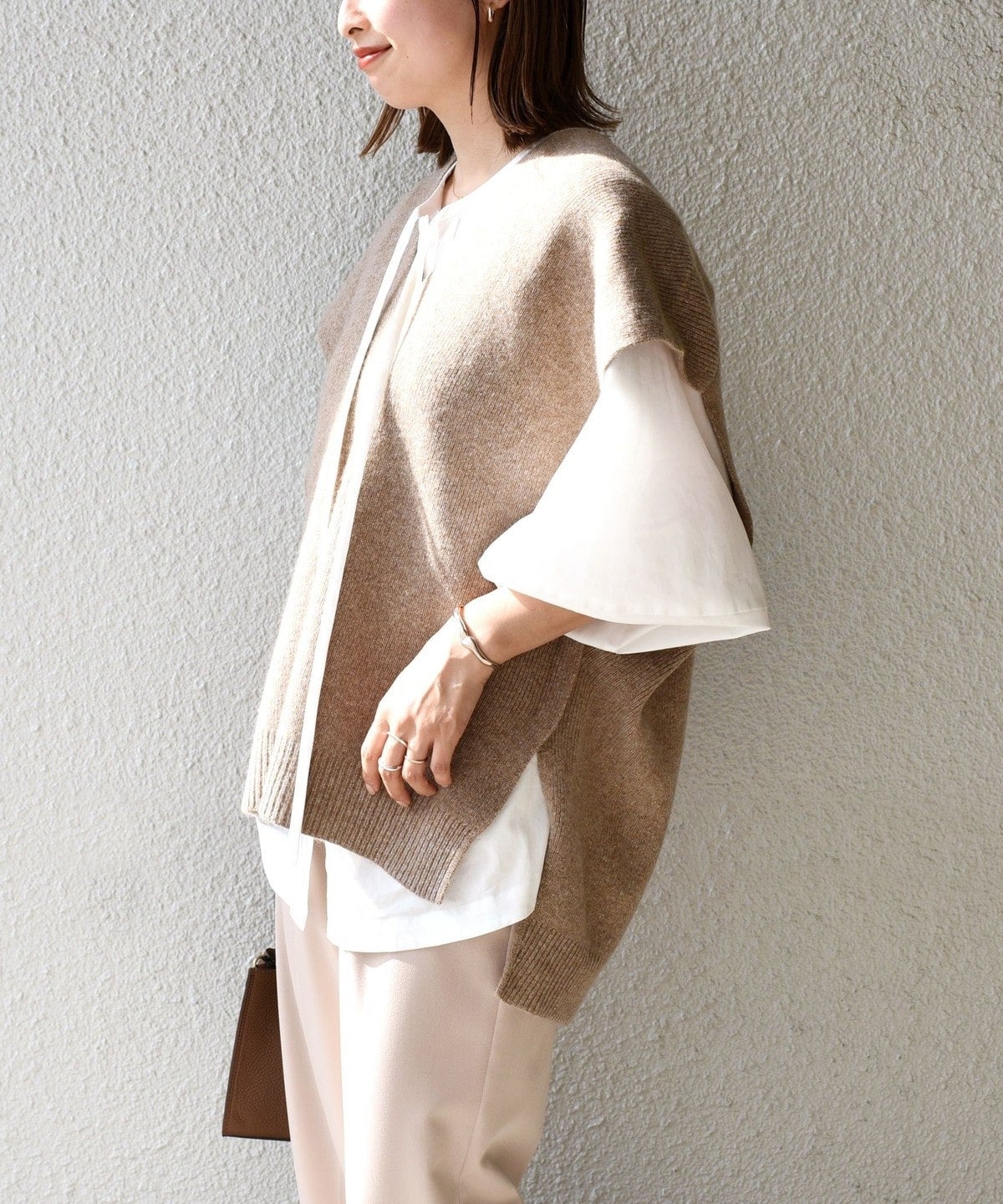 〈手洗い可能〉タスマニアラムウールVネックベスト