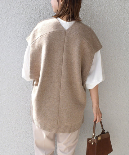 〈手洗い可能〉タスマニアラムウールVネックベスト