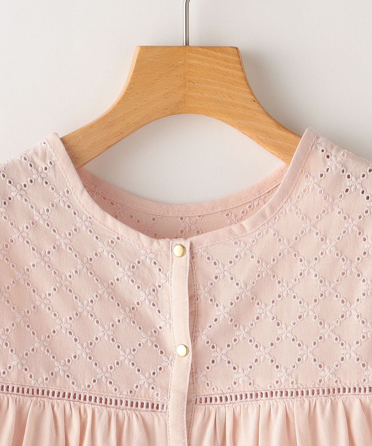 SHIPS KIDS:100〜130cm / 刺繍 スナップ ブラウス