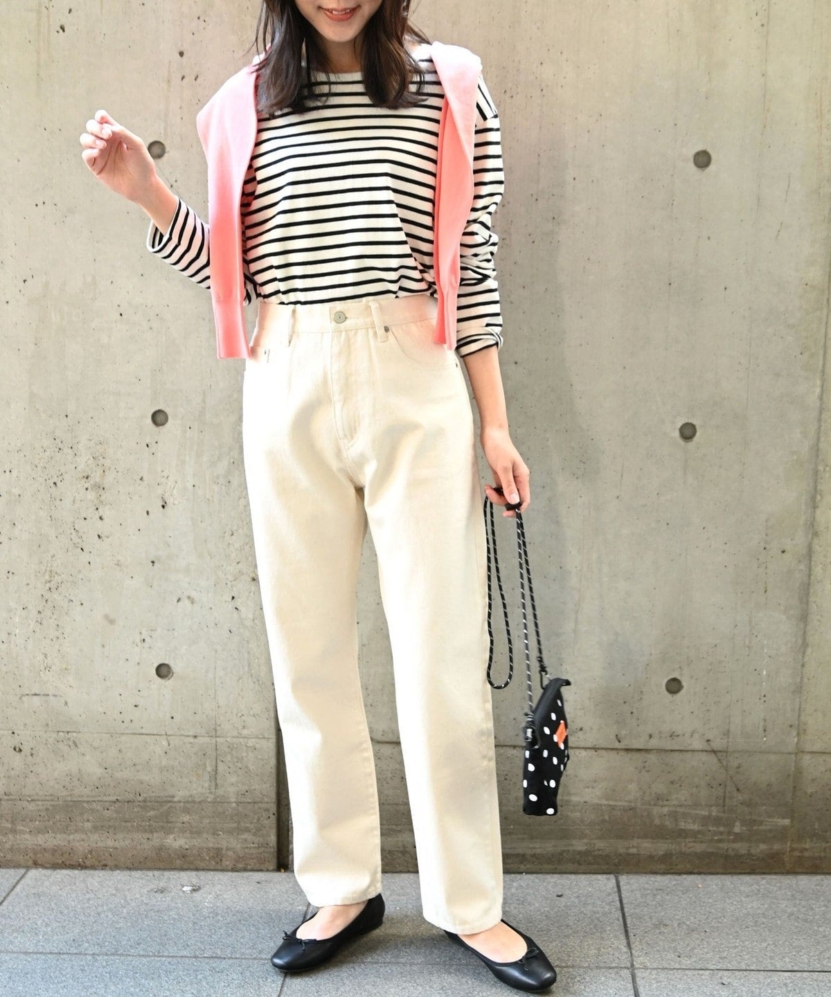 SHIPS any:〈ウォッシャブル〉ハイライズ ストレート デニムパンツ［SHIPS any DENIM］