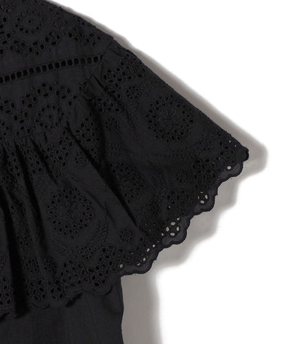 〈手洗い可能〉オリジナルレース刺繍フリルブラウス