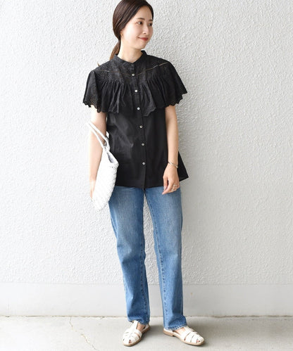 〈手洗い可能〉オリジナルレース刺繍フリルブラウス